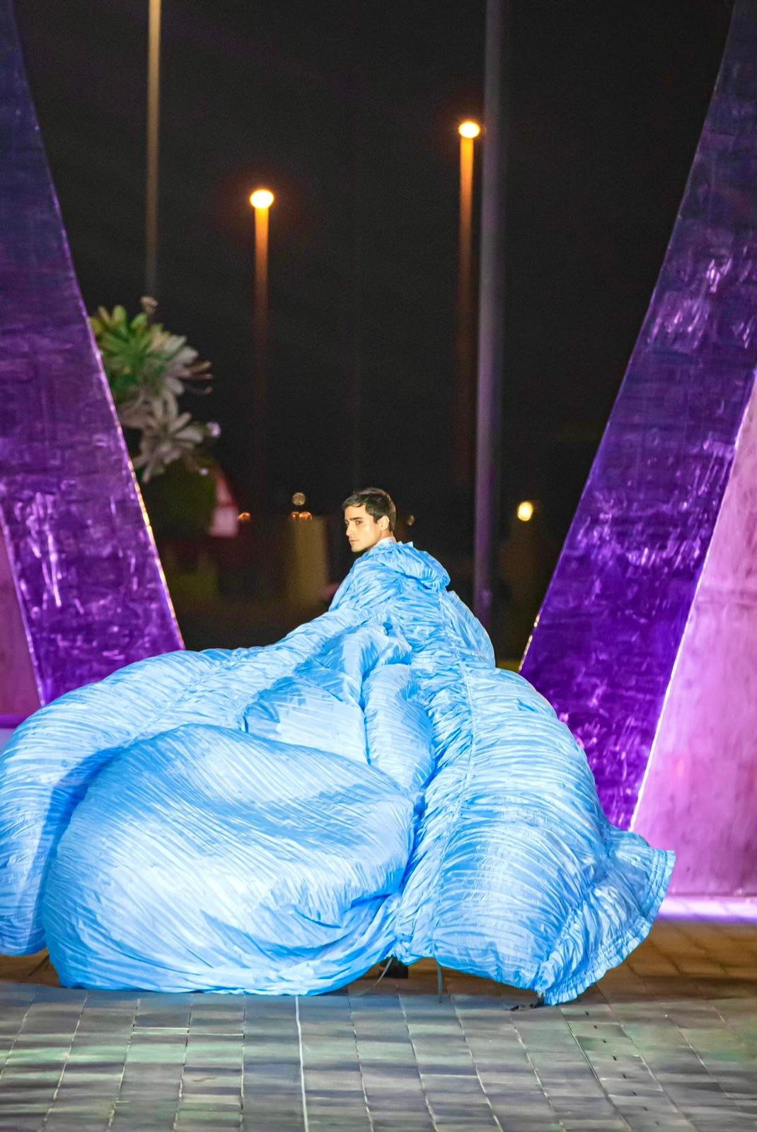 Michael Cinco's "The Impalpable Dream of The Voyager" @ Arab Fashion Week Men' FW 2022-2023. Photos by Bethoven Filomeno